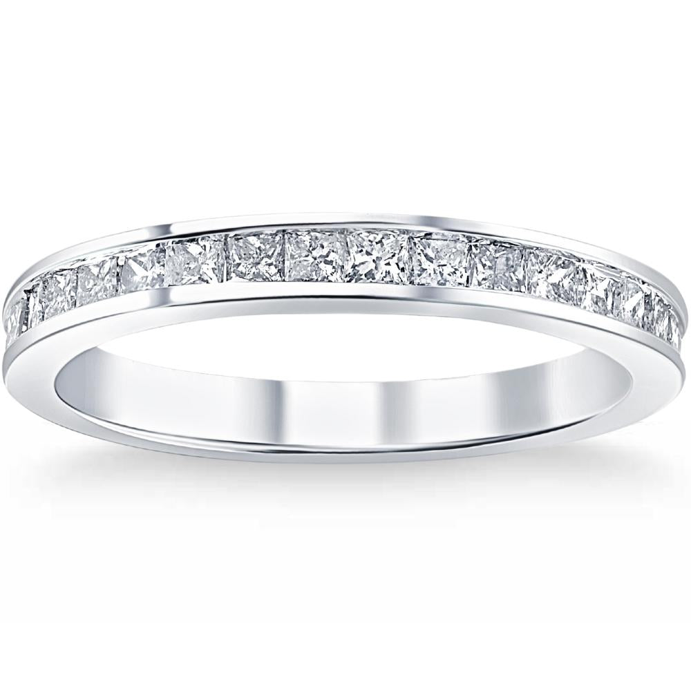 Lab Grown vs Natural Diamond Engagement Rings Difference