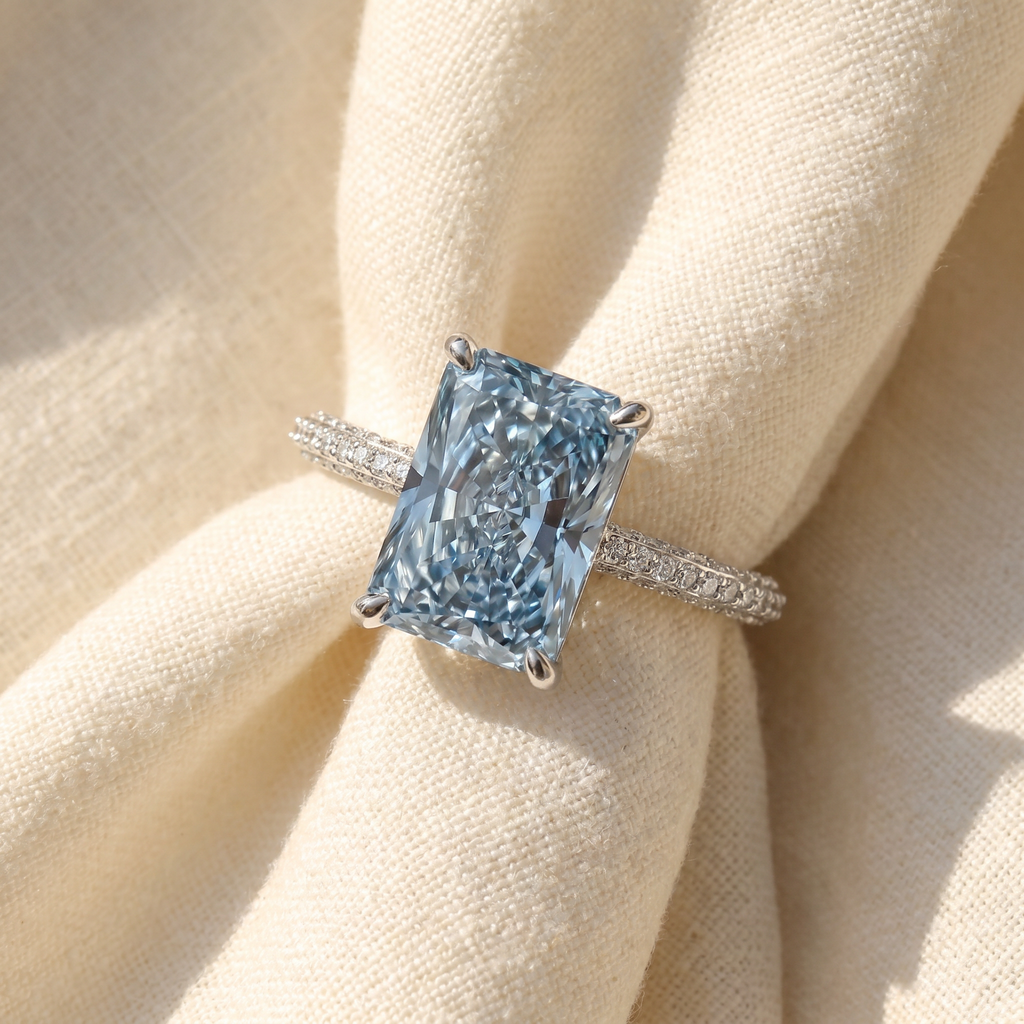 Elegant Diamond Pendant Gift Ideas for Her