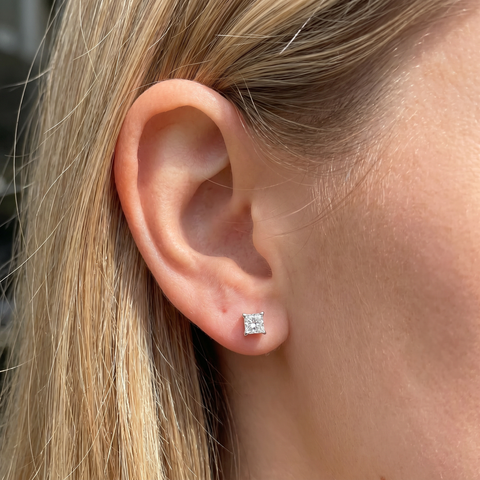 1/3ct Diamond Stud 14K White Gold