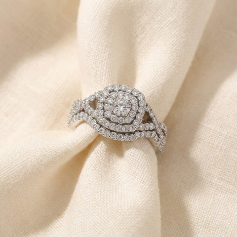 1 1/10Ct TW Cushion Diamond Halo Engagement Matching Wedding Ring Set 10k Gold