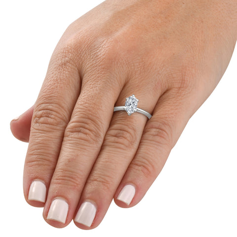 Oval diamond ring platinum deals